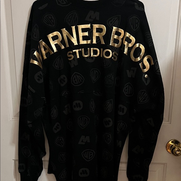 Black and Gold Men's Sweater - Picture 1 of 6